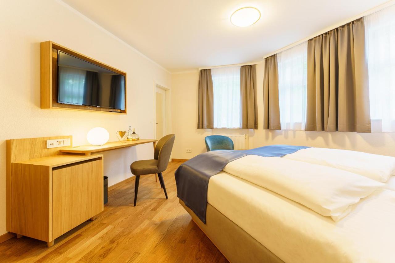 Hotel Wilder Mann Меерсбург Экстерьер фото